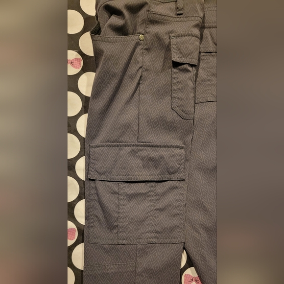 Prana Gray Print Cargo Pants - Picture 5 of 10